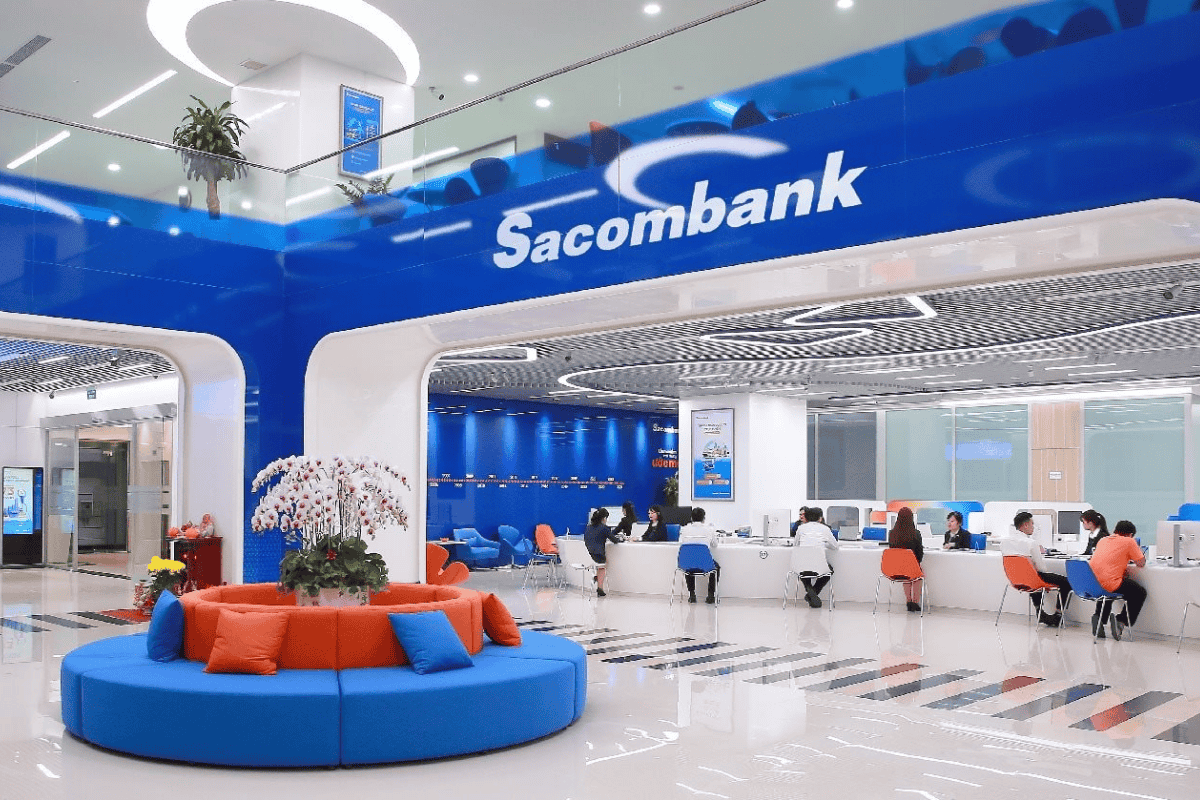 Dịch vụ hỗ trợ khách hàng ngân hàng Sacombank
